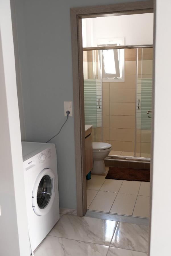 Bright & Comfy Apartments Near The Beach Kos Bagian luar foto